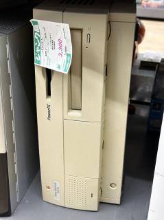 A PowerMac 7600/132 on its side with a 3300 yen price tag