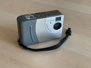 A basic digital camera - Casio QV-70