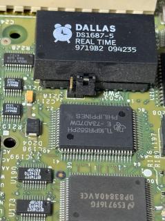 Closeup of the logic board. Under the Dallas clock chip is a jumper marked PWR