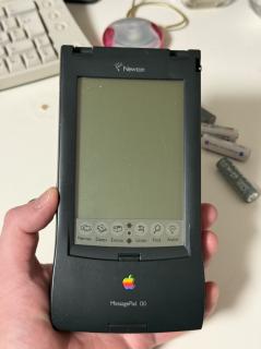 Newton MessagePad 130, in seemingly good condition